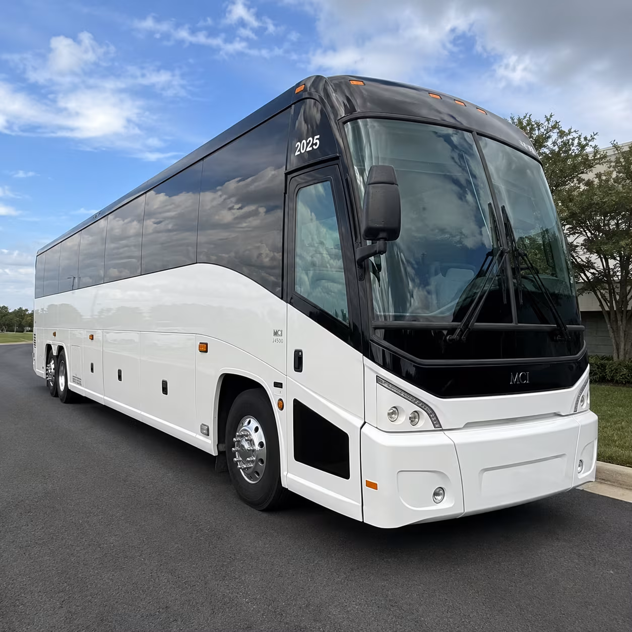 greenvillecharterbusservices com is the easy way to arrange bmw and michelin supplier shuttles